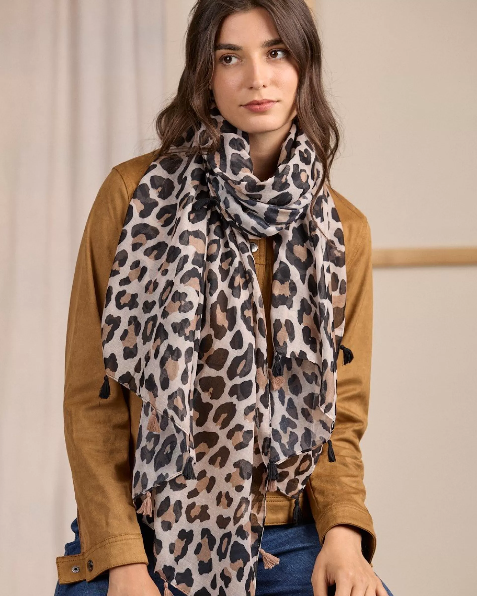 Shop Chèche léopard Céleste Femme Accessoires