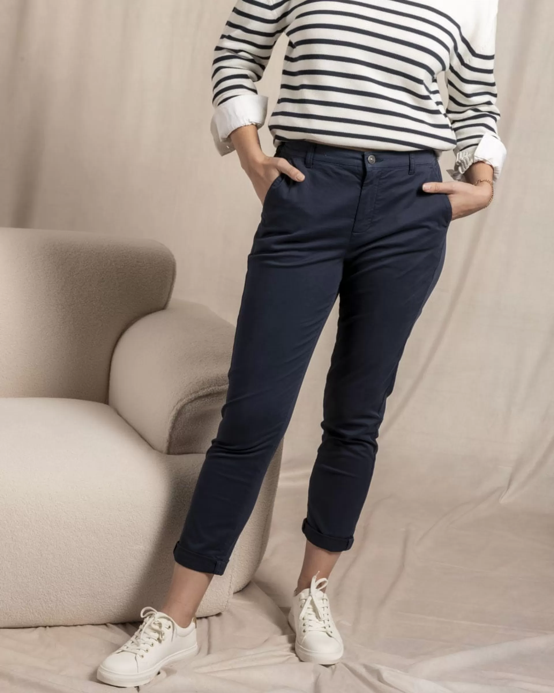 Shop Pantalon chino bleu marine Femme Pantalon & Jean